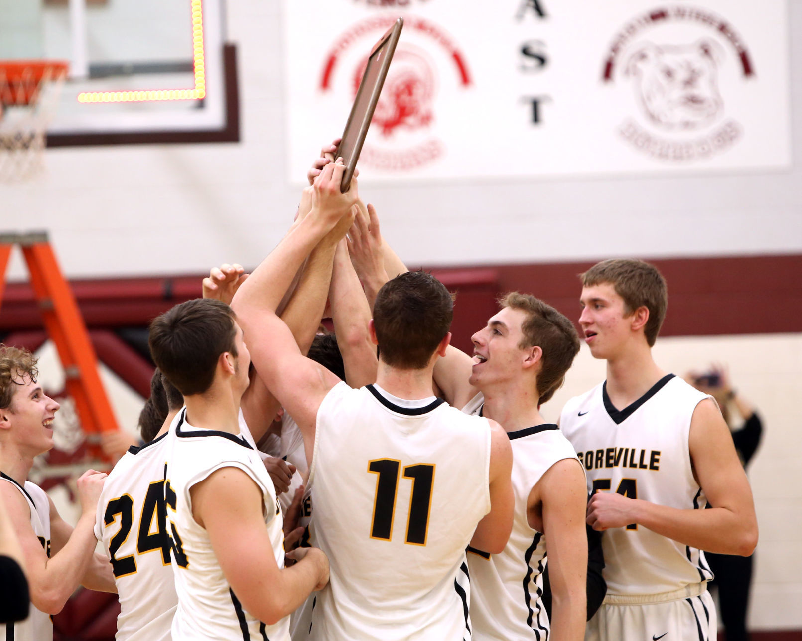 Sesser-Valier Holiday Tournament Championship